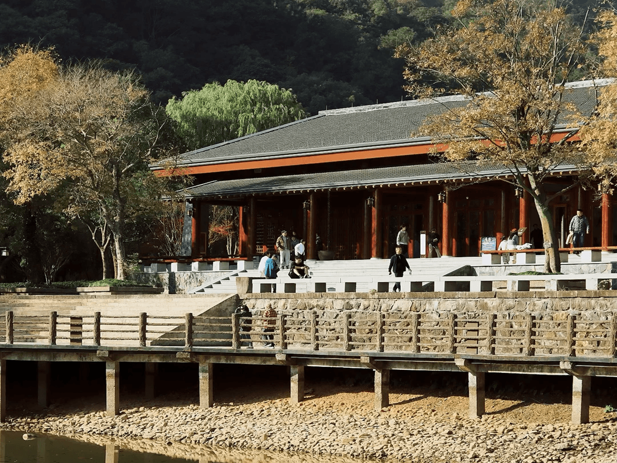 7-Day Ink Wash Hiking in Zhejiang & Anhui: Fuchun River, Huizhou-Hangzhou Ancient Trail and Huangshan Sea of Clouds 1