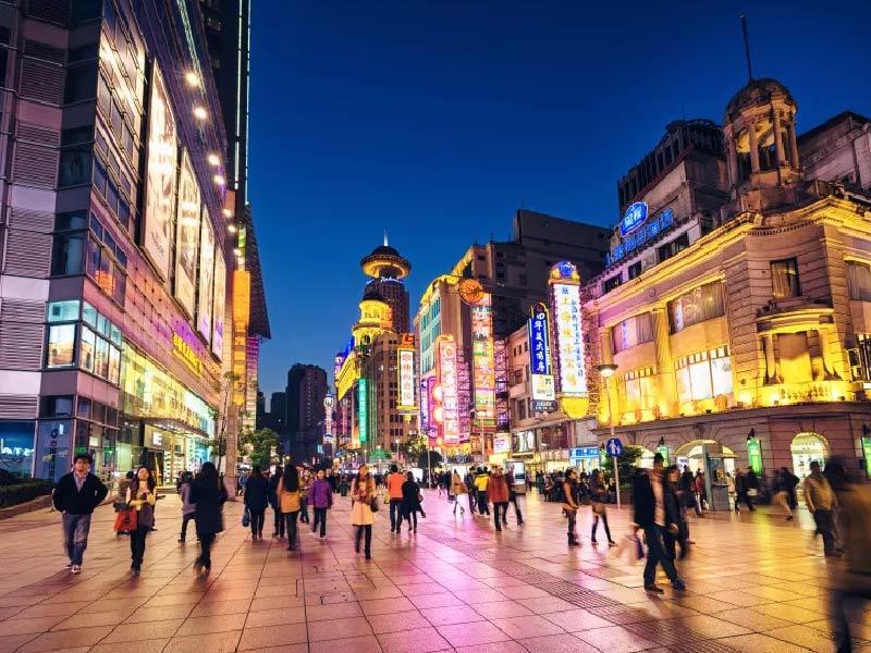 3-Day Shanghai Urban Classic: Modern Jiangnan Transit Tour